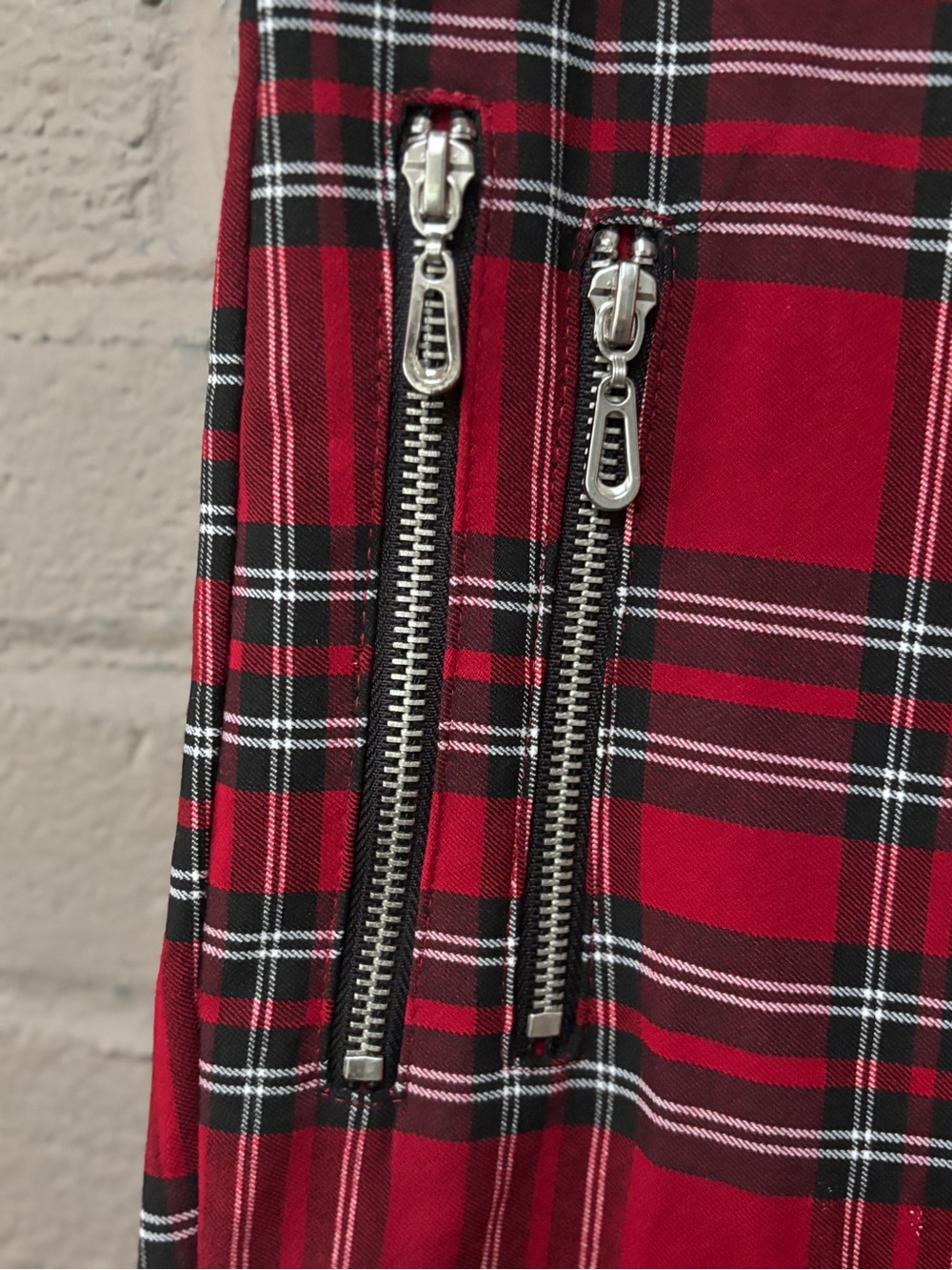 Zara  Red & Black Plaid Skinny Pants front zippers XL - Picture 3 of 10